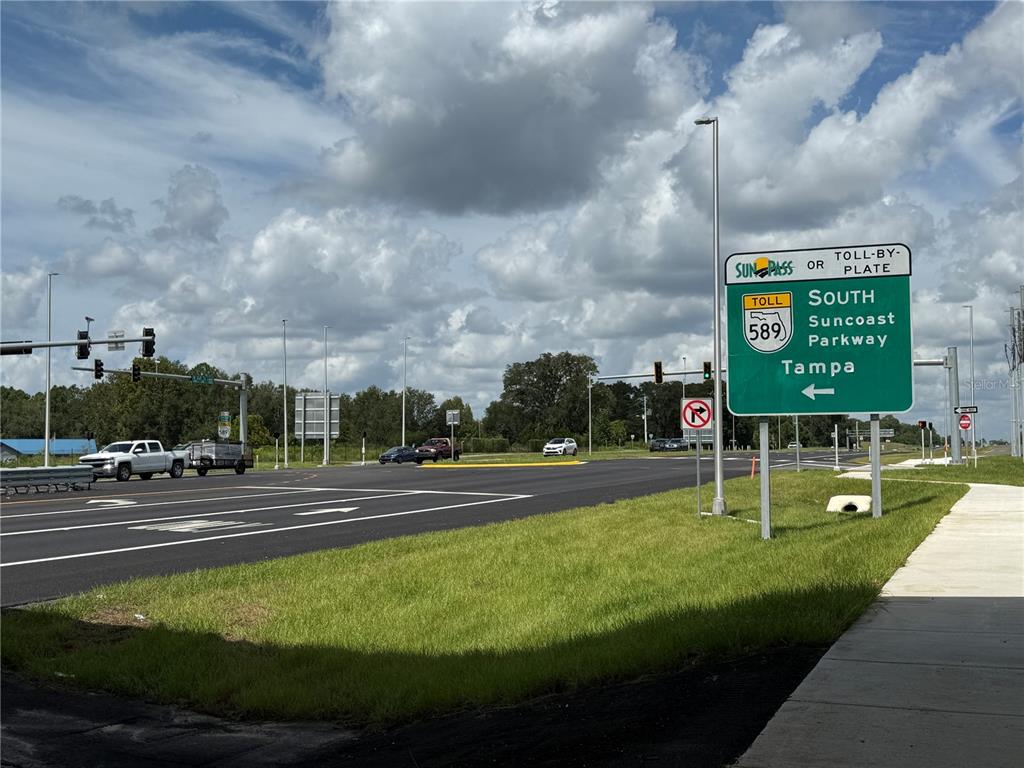 326 West Homeway Loop Citrus Springs, FL 34434 - Photo 7 of 31