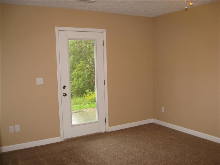 1472 Laurel River Road London, KY 40744 - Photo 10 of 26 Photo 10