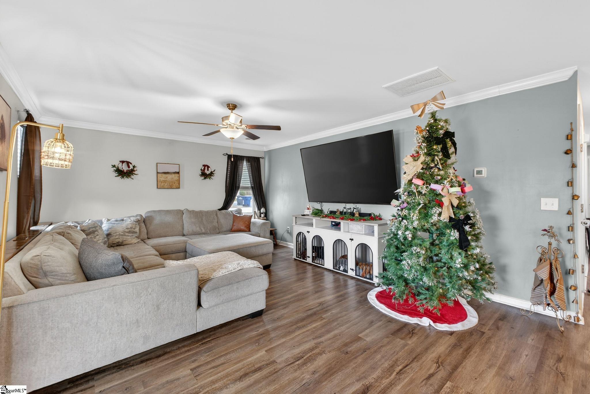 227 Celebration Avenue Anderson, SC 29625 - Photo 7 of 19