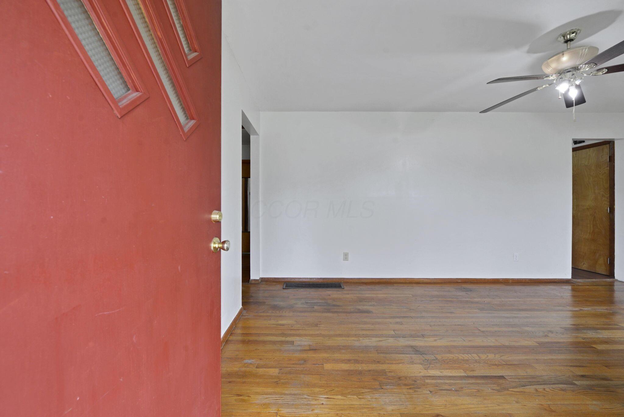860 Basswood Road Columbus, OH 43207 - Photo 7 of 35 8-web-or-mls-860-basswood-rd