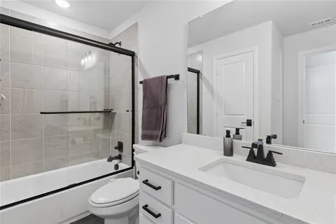 $1,100,000 | 3613 Damsel Mackenzie Street, Lewisville, TX 75056