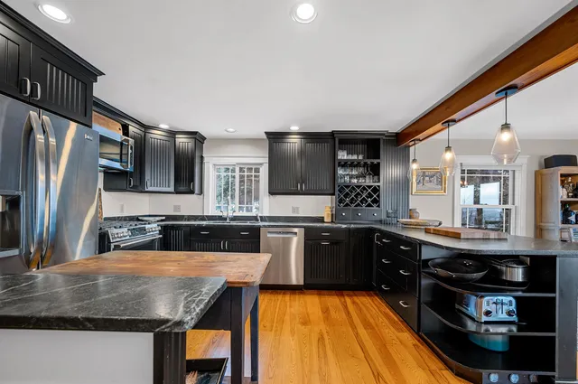 $850,000 | 1258 Roxbury Mountain Road, Warren, VT 05674