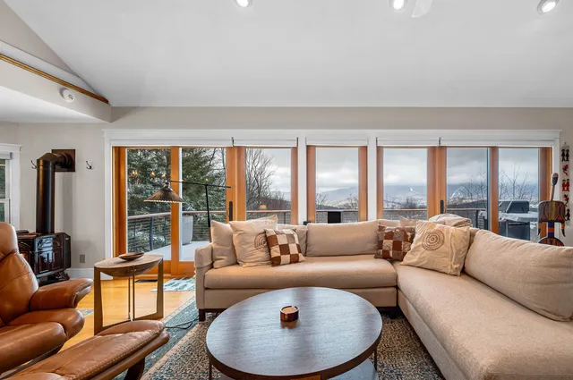 $850,000 | 1258 Roxbury Mountain Road, Warren, VT 05674