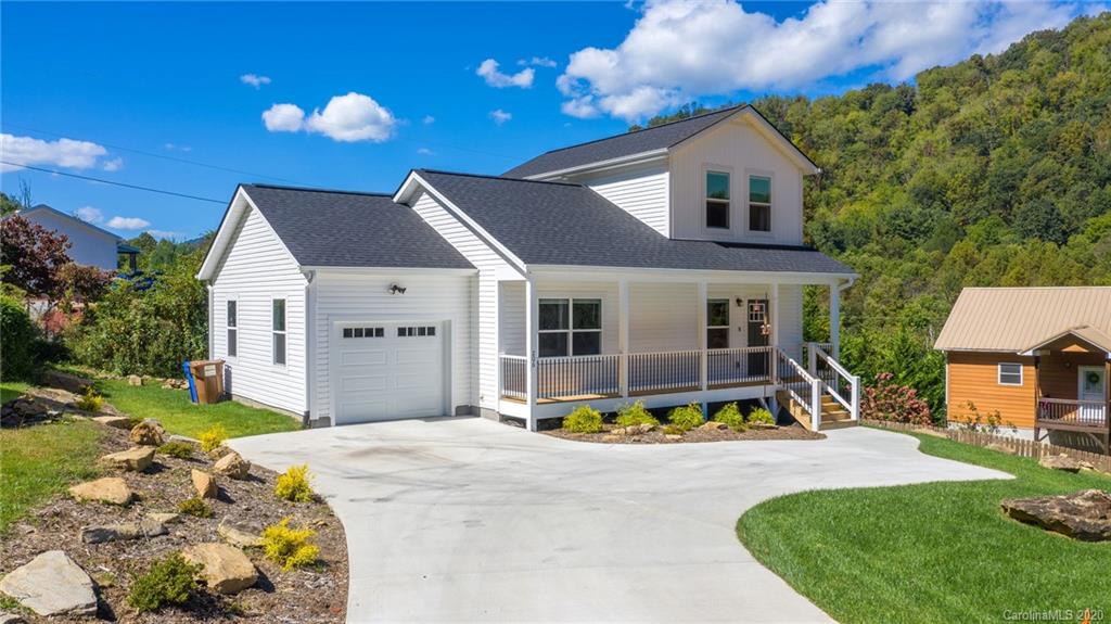 206 Linsonwood Ridge Waynesville, NC 28786 - Photo 1 of 16