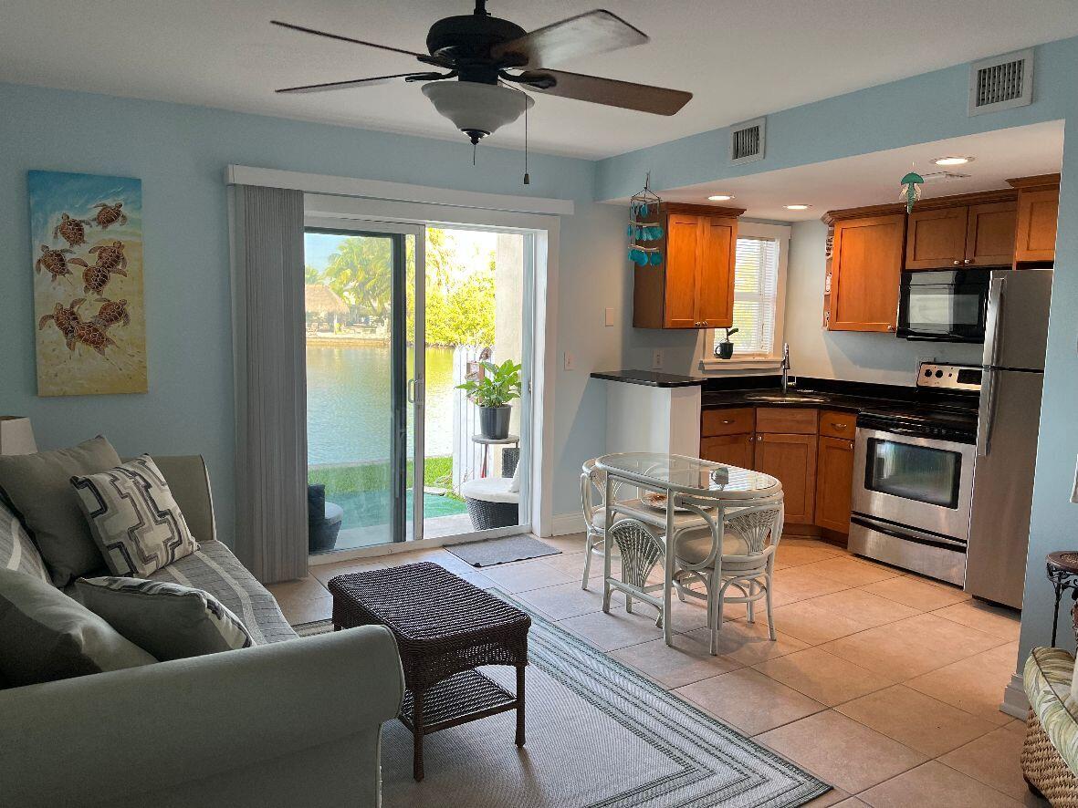 201 Coppitt Road, Unit 103B Key West, FL 33040 - Photo 3 of 8 IMG_3598