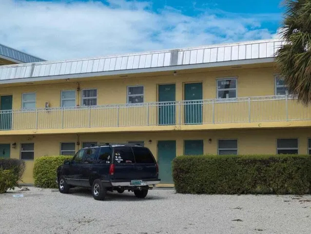 $329,000 | 201 Coppitt Road, Unit 103B, Key West, FL 33040