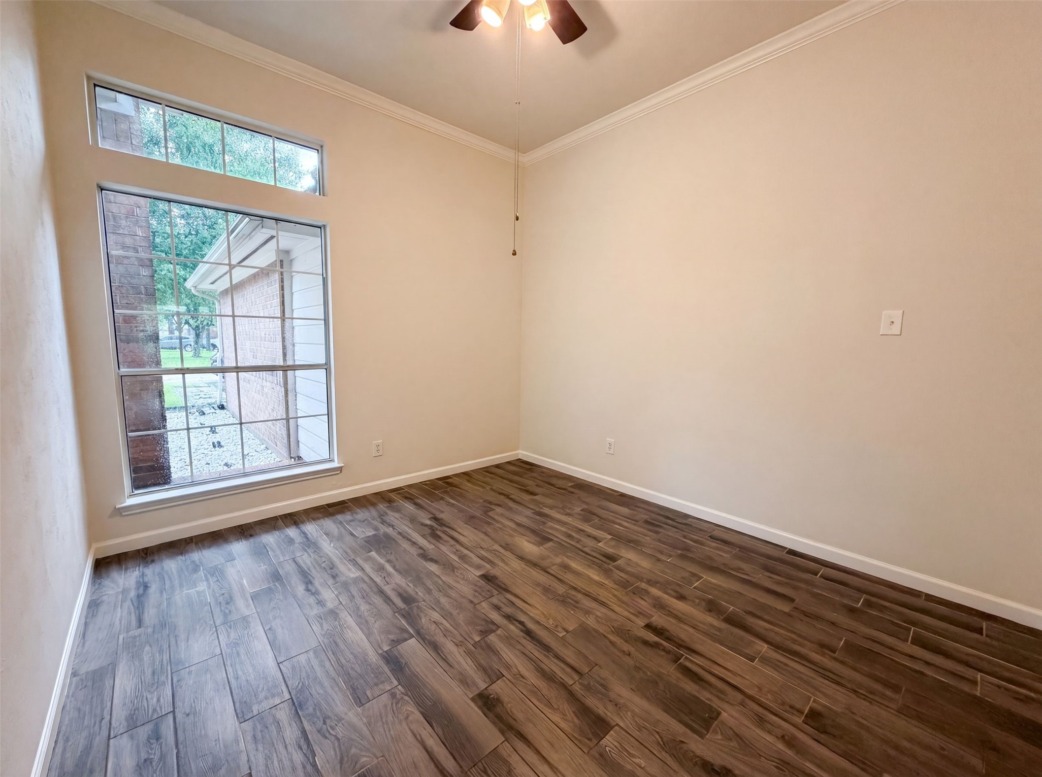 2127 Hannover Way Spring, TX 77388 - Photo 11 of 20