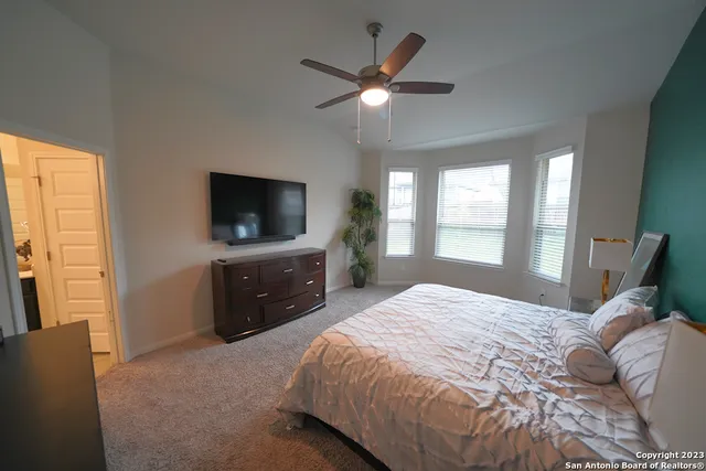 $1,895 | 4812 Night Herder, St. Hedwig, TX 78152