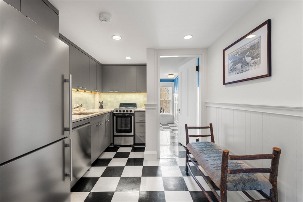 40 Chestnut Street Salem, MA 01970 - Photo 28 of 41