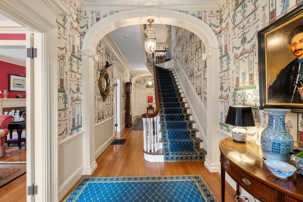 40 Chestnut Street Salem, MA 01970 - Photo 7 of 41