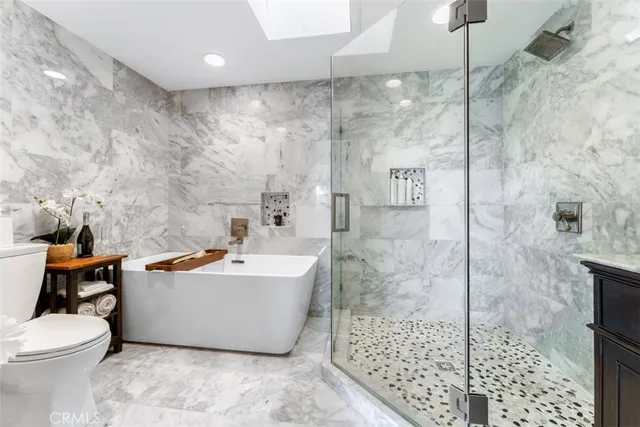 $15,000 | 499 Nyes Place, Laguna Beach, CA 92651