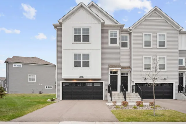 $434,999 | 13434 Territorial Circle North, Maple Grove, MN 55369