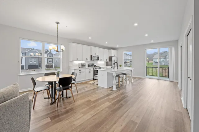 $434,999 | 13434 Territorial Circle North, Maple Grove, MN 55369