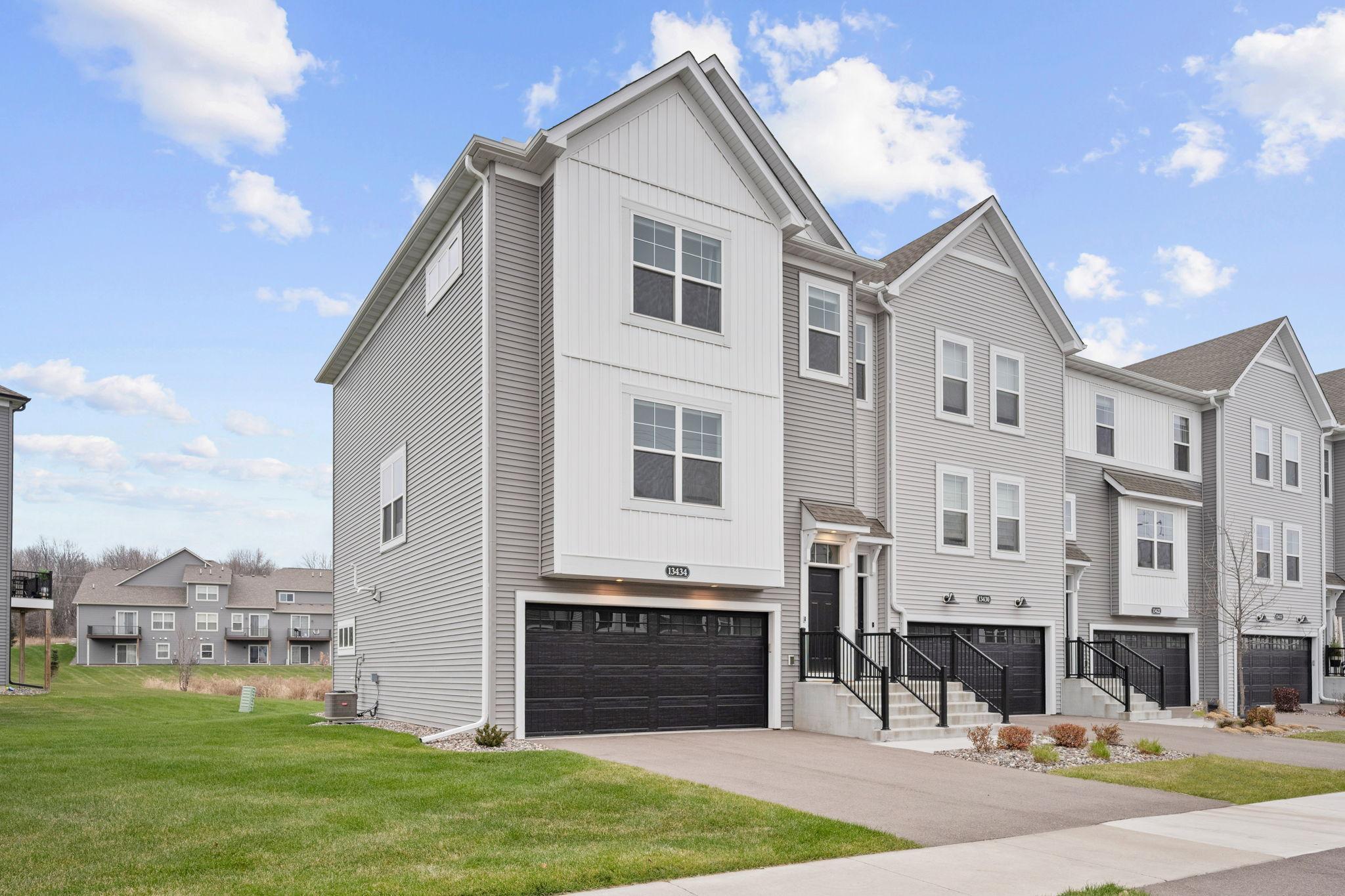 13434 Territorial Circle North Maple Grove, MN 55369 - Photo 3 of 47