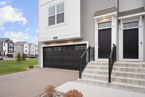 $434,999 | 13434 Territorial Circle North, Maple Grove, MN 55369