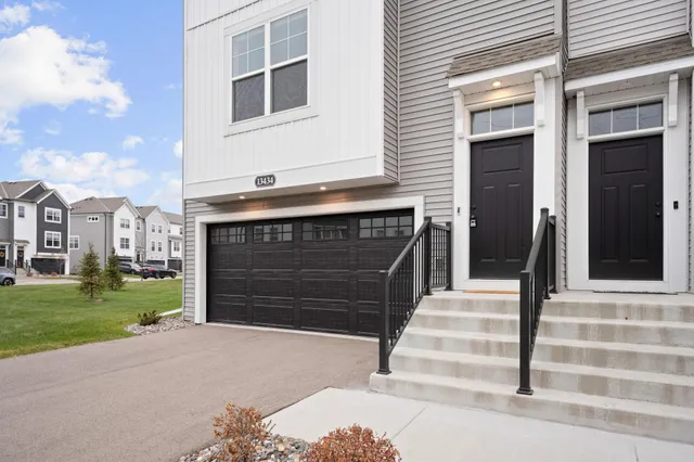 $434,999 | 13434 Territorial Circle North, Maple Grove, MN 55369