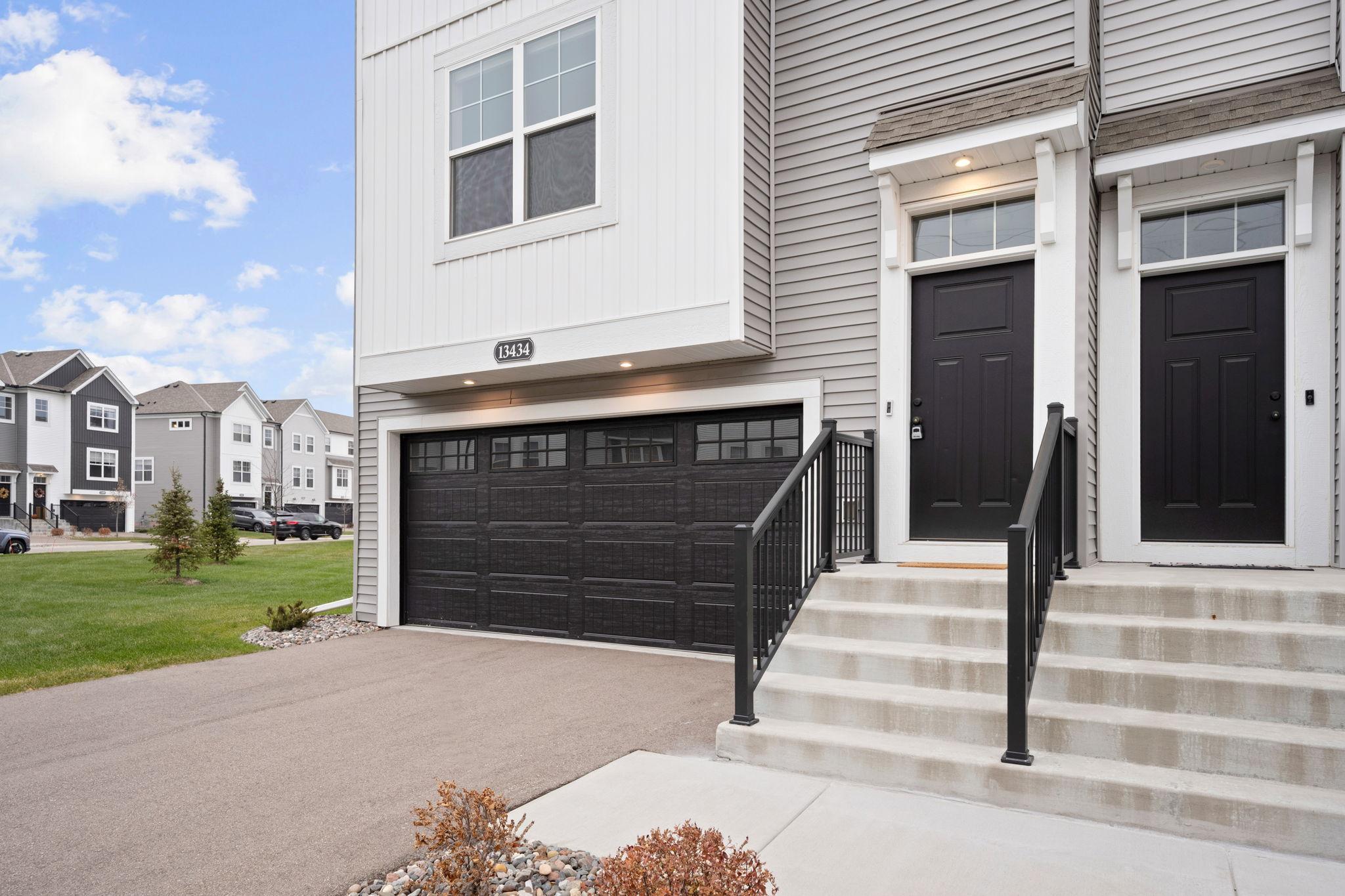 13434 Territorial Circle North Maple Grove, MN 55369 - Photo 4 of 47