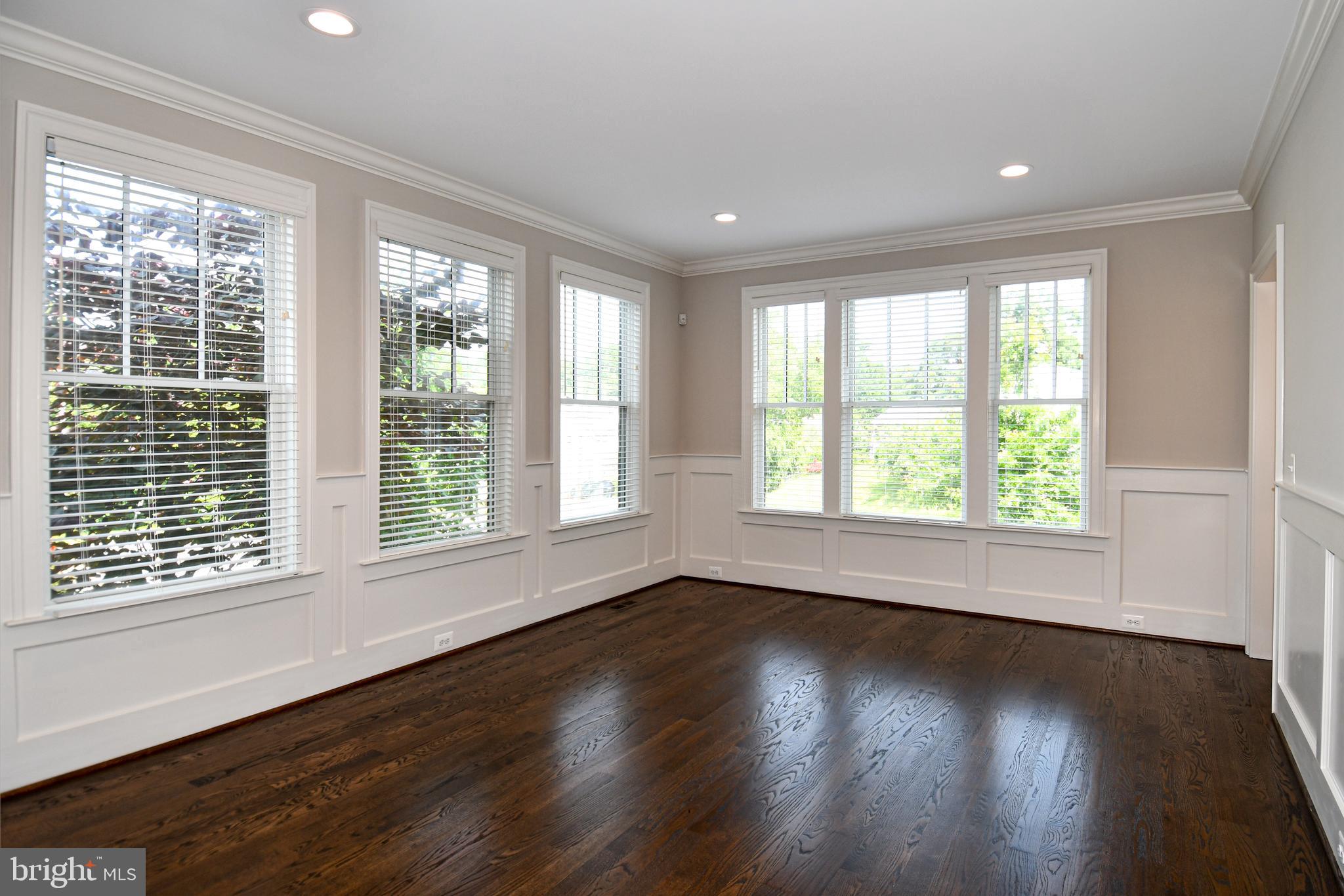 497 North Abingdon Street Arlington, VA 22203 - Photo 10 of 64