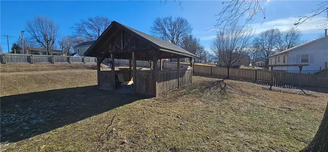 $269,900 | 104 West Cedar Street, Waverly, MO 64096