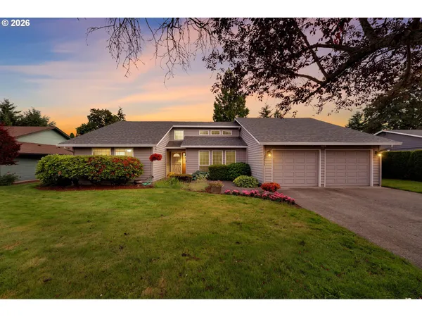 $719,900 | 14811 Southeast Graham Road, Vancouver, WA 98683