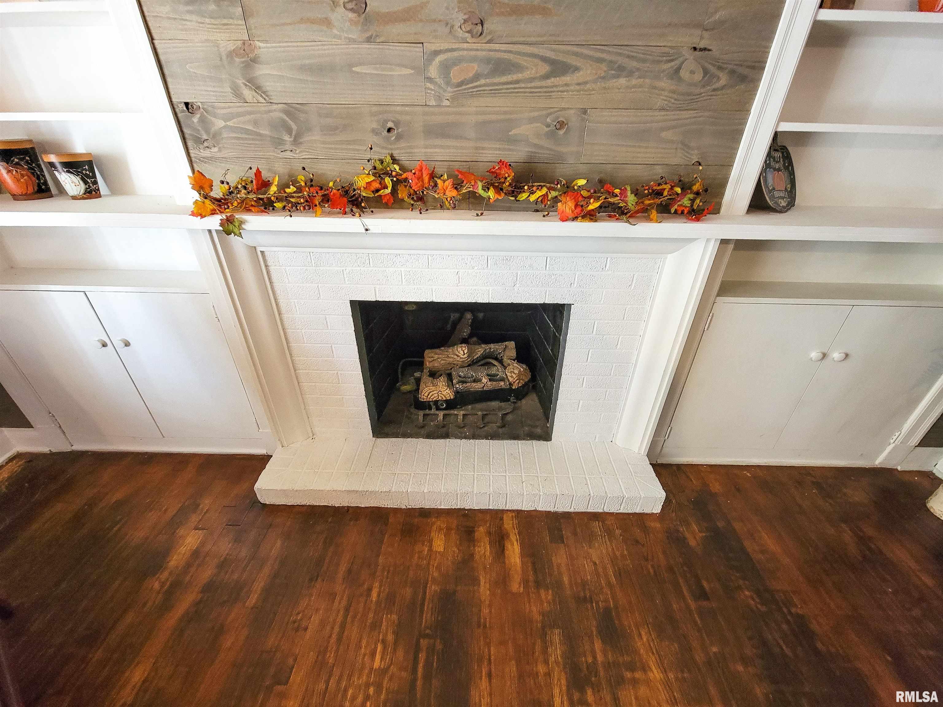 327 East 7th Street Flora, IL 62839 - Photo 11 of 72 Gallery Image 11