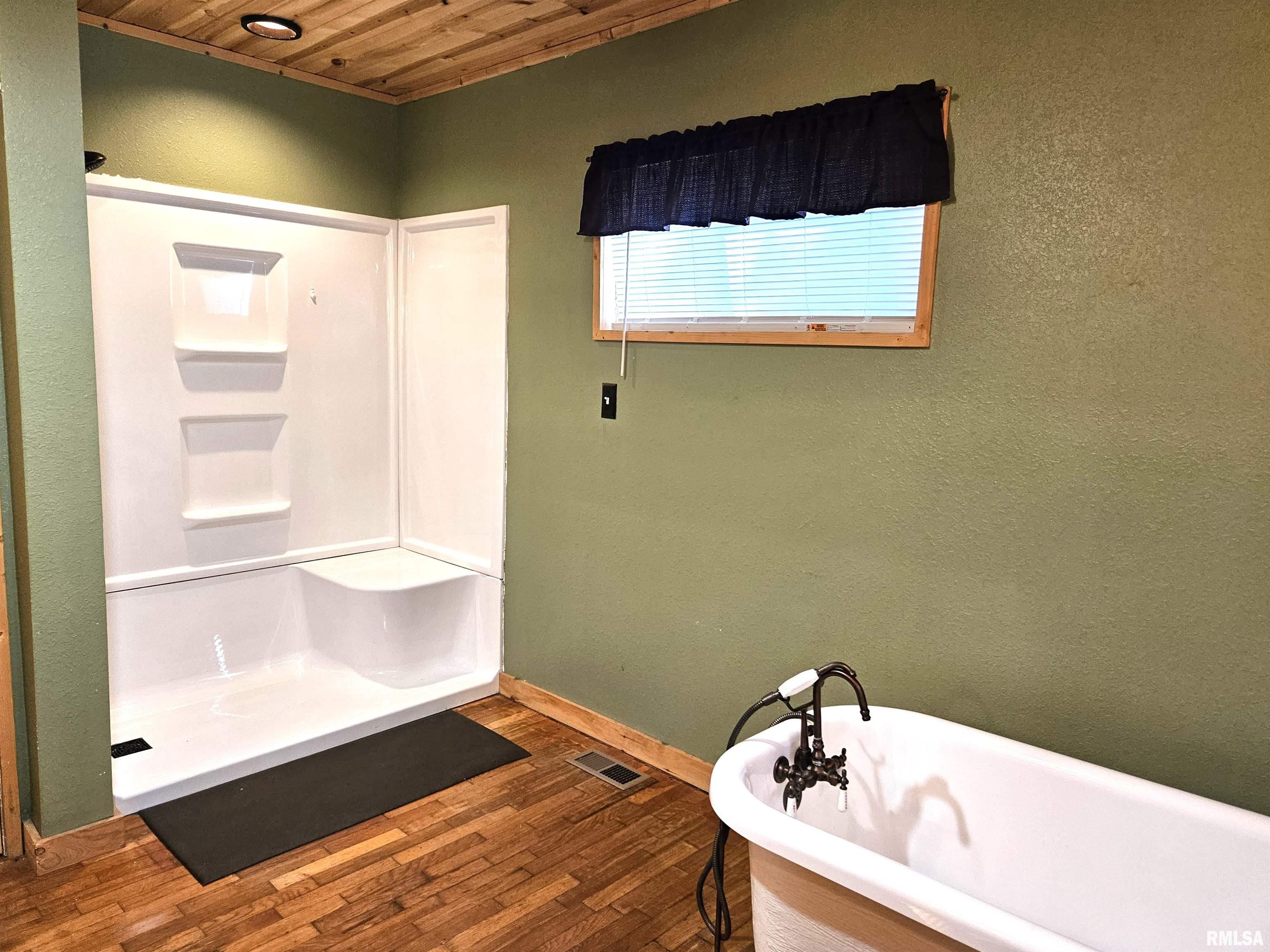 327 East 7th Street Flora, IL 62839 - Photo 32 of 72 Gallery Image 32