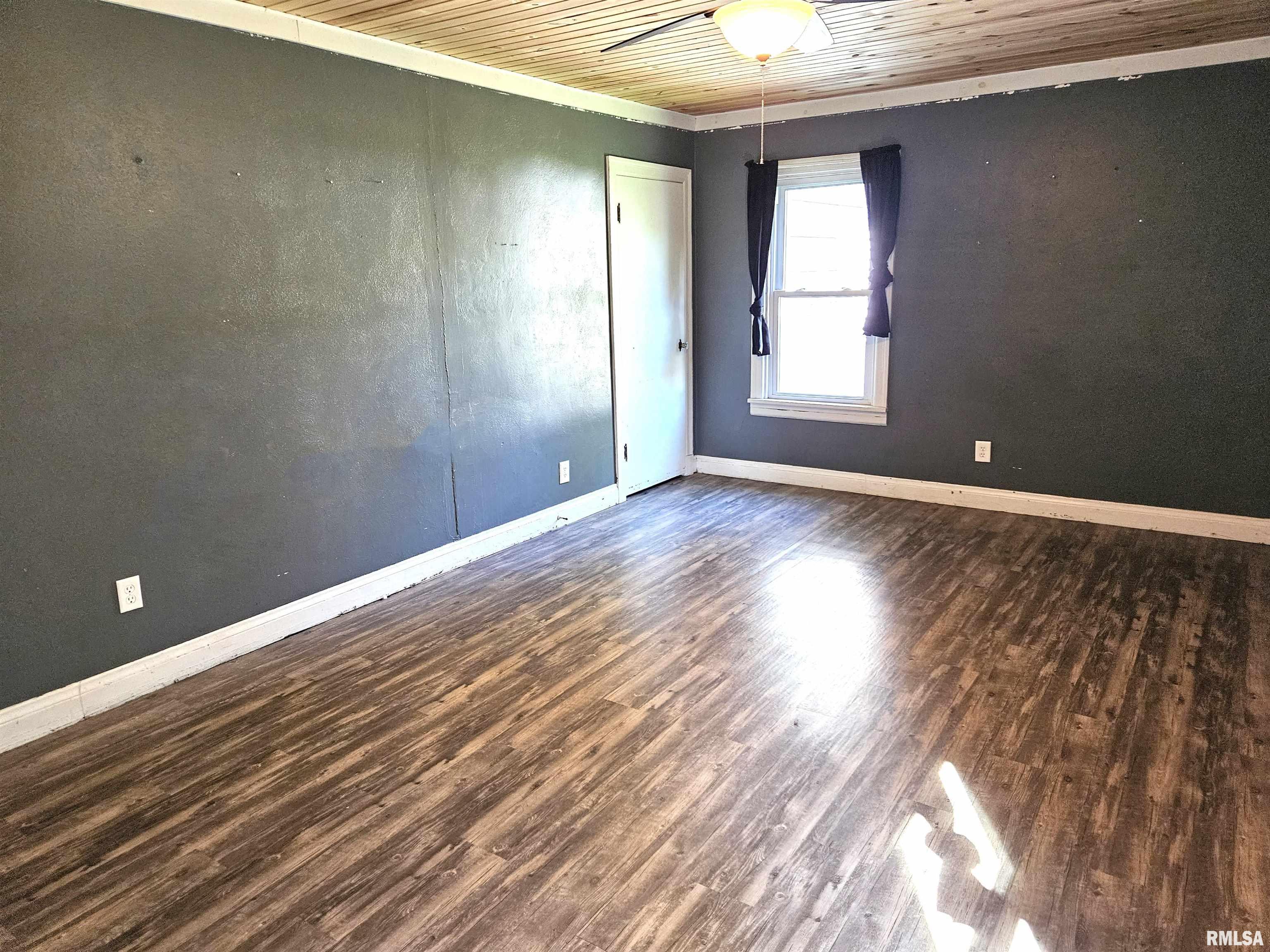 327 East 7th Street Flora, IL 62839 - Photo 39 of 72 Gallery Image 39