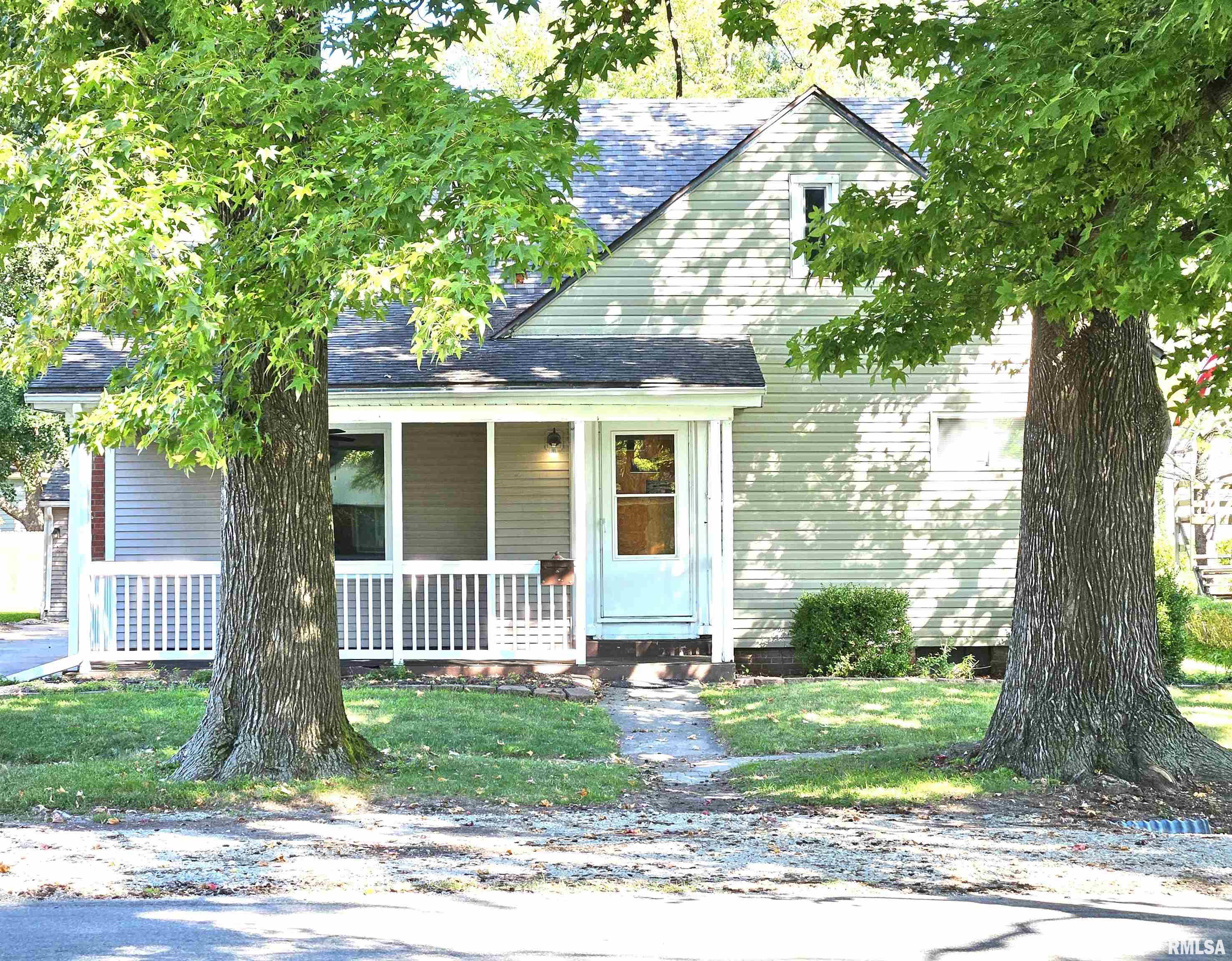 327 East 7th Street Flora, IL 62839 - Photo 42 of 72 Gallery Image 42