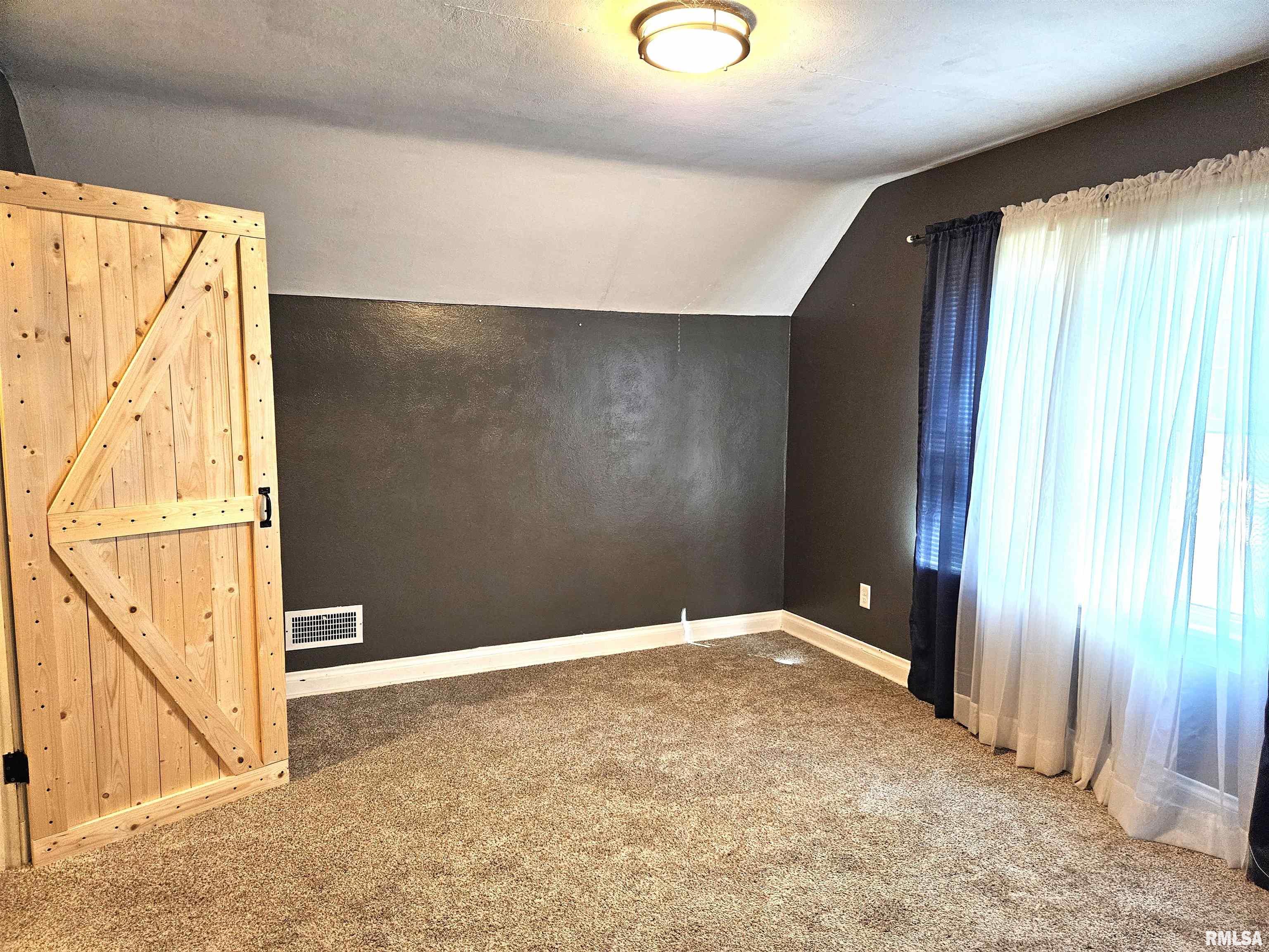 327 East 7th Street Flora, IL 62839 - Photo 50 of 72 Gallery Image 50