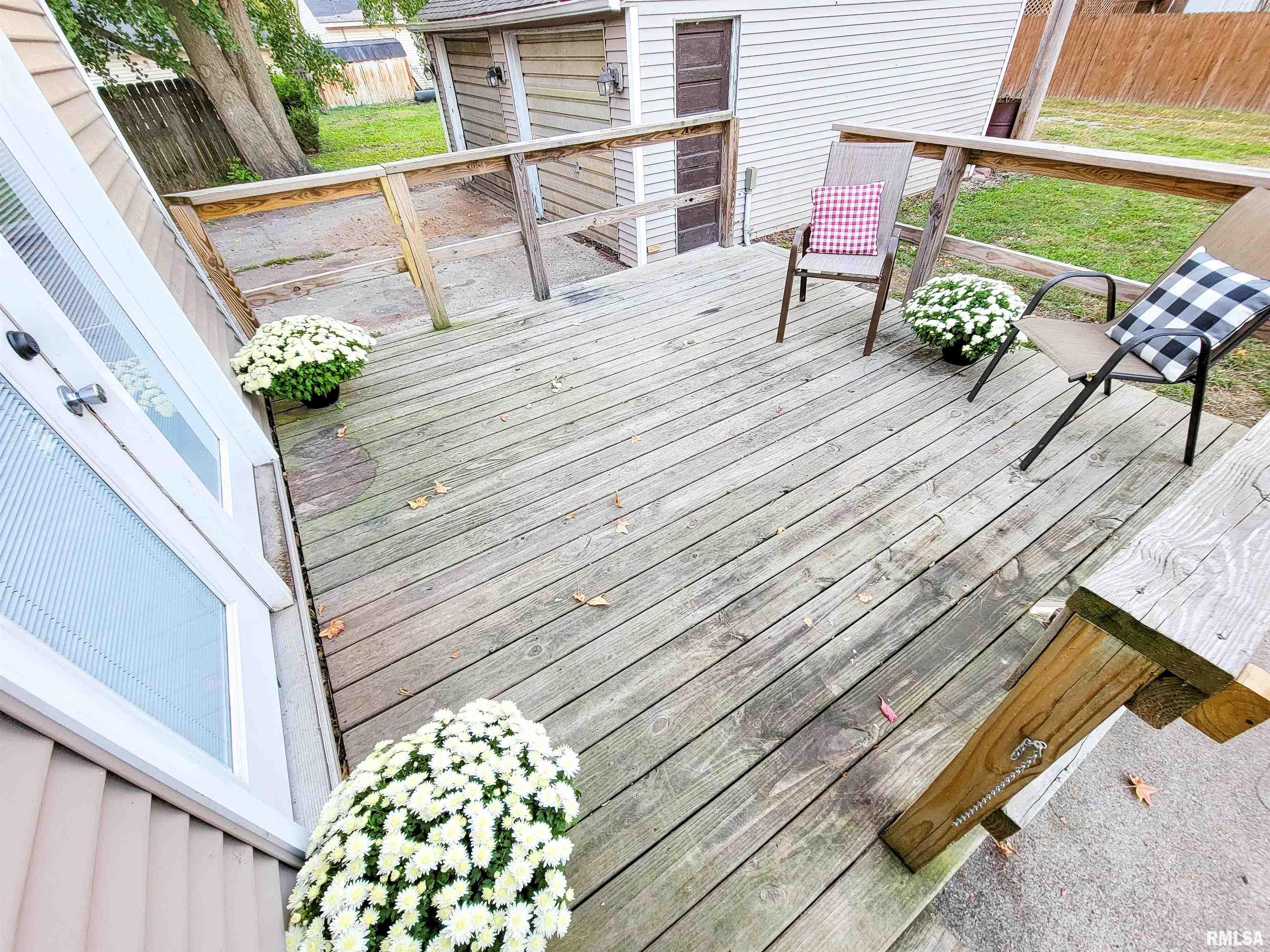 327 East 7th Street Flora, IL 62839 - Photo 6 of 72 Gallery Image 6
