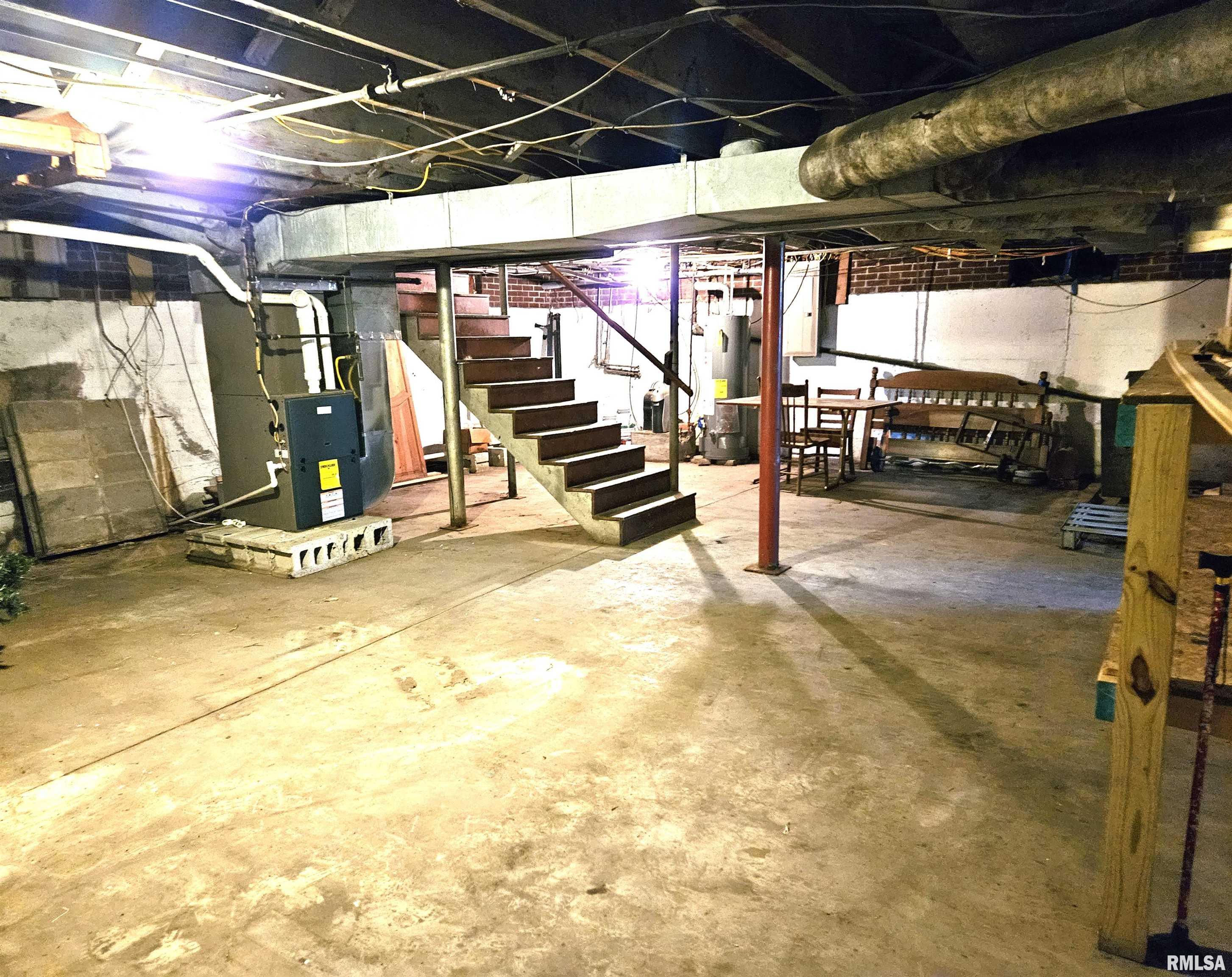327 East 7th Street Flora, IL 62839 - Photo 62 of 72 Gallery Image 62