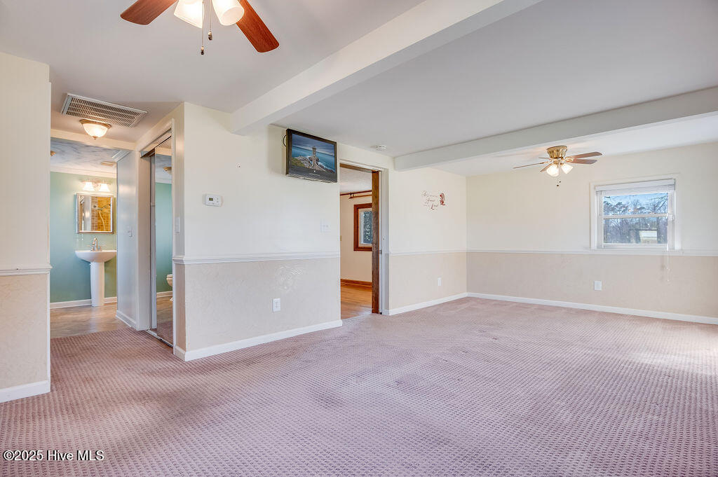 1805 Kellum Loop Road Jacksonville, NC 28546 - Photo 21 of 46 Downstairs Primary