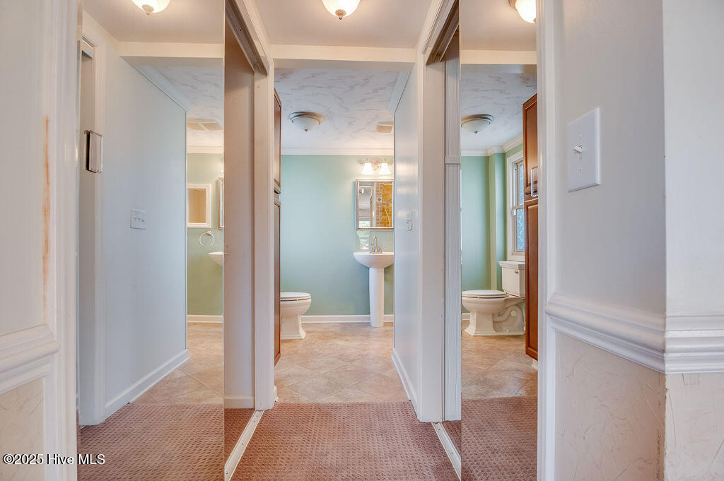 1805 Kellum Loop Road Jacksonville, NC 28546 - Photo 23 of 46 Downstairs Primary