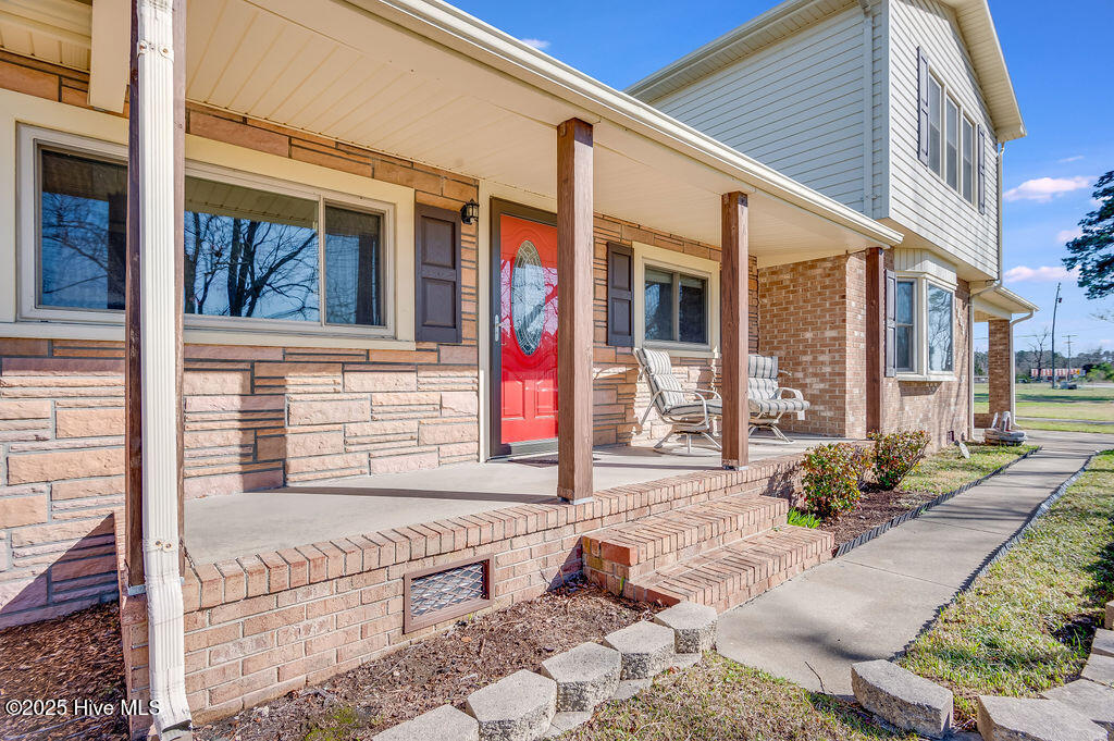 1805 Kellum Loop Road Jacksonville, NC 28546 - Photo 46 of 46 Porch