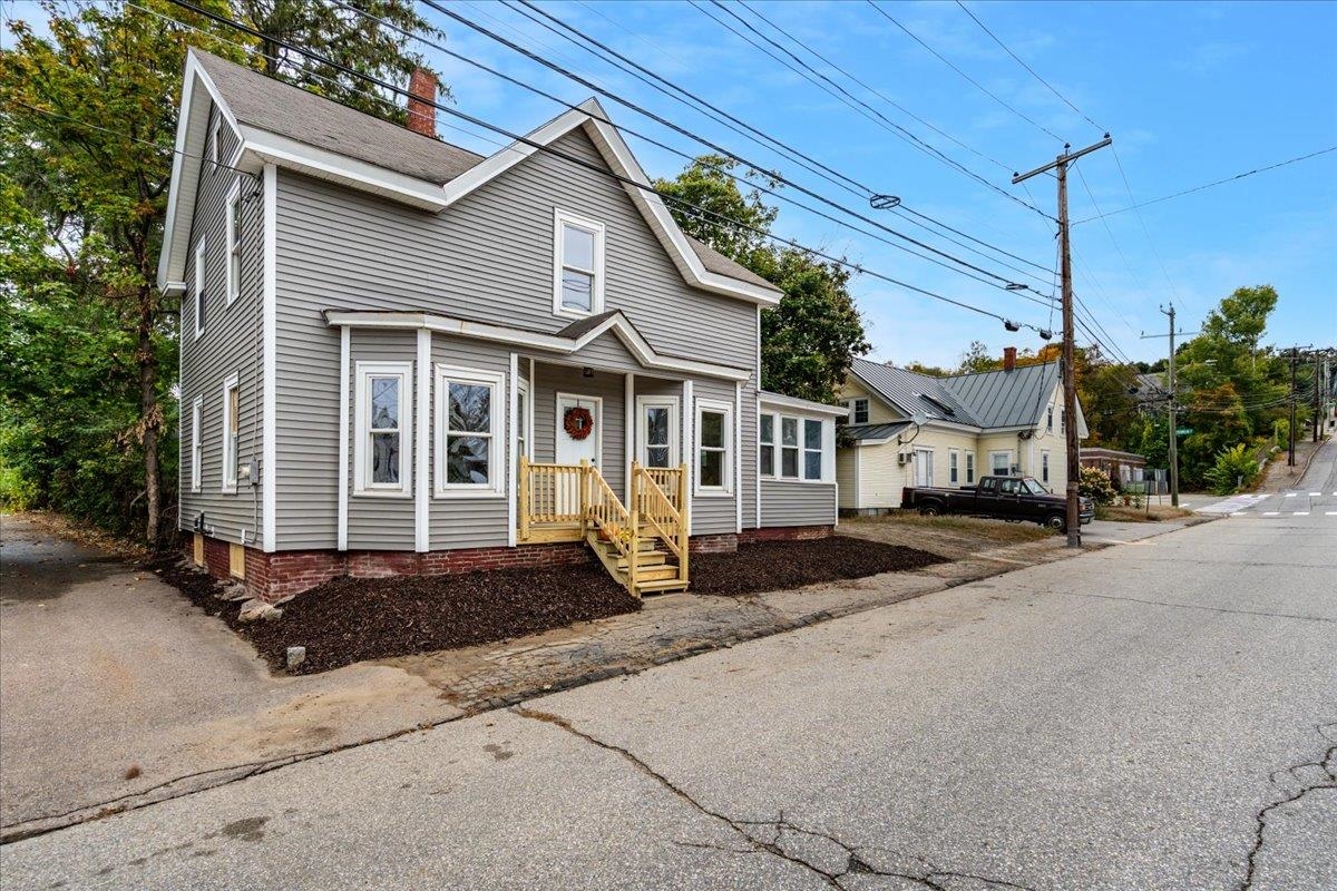 75 School Street Franklin, NH 03235 - Photo 7 of 54