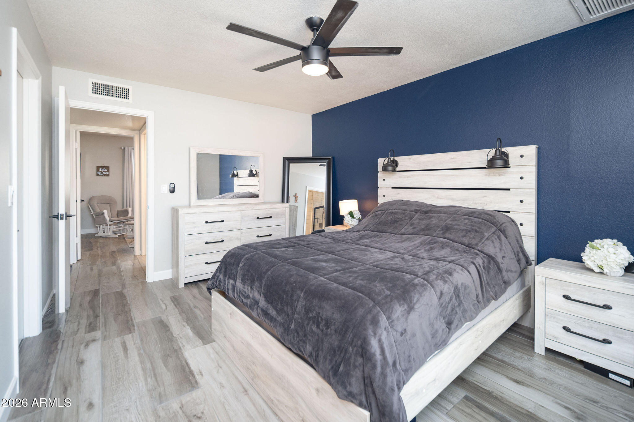 1256 East Utopia Road Phoenix, AZ 85024 - Photo 10 of 19