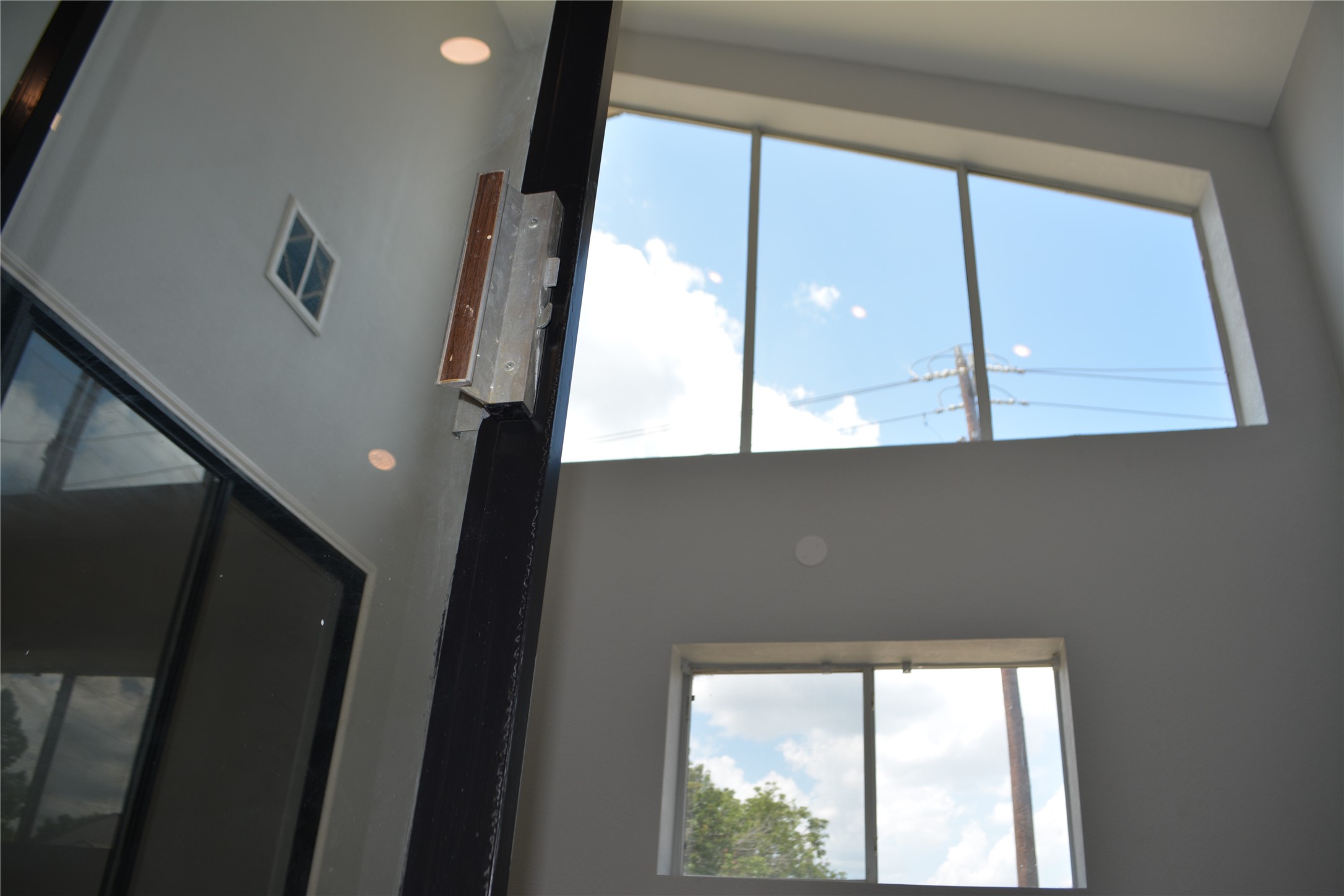 11526 South Kirkwood Road Houston, TX 77477 - Photo 12 of 26 Gallery Image 12