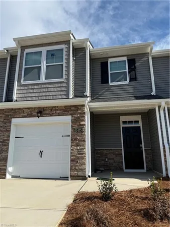 $2,295 | 1475 Amberview Lane, Kernersville, NC 27284
