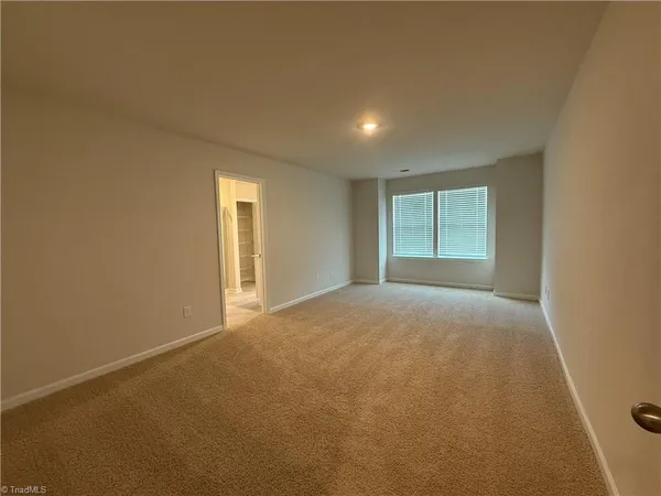 $2,295 | 1475 Amberview Lane, Kernersville, NC 27284