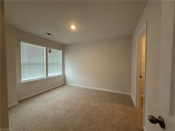 $2,295 | 1475 Amberview Lane, Kernersville, NC 27284