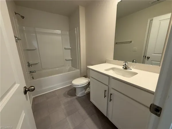 $2,295 | 1475 Amberview Lane, Kernersville, NC 27284