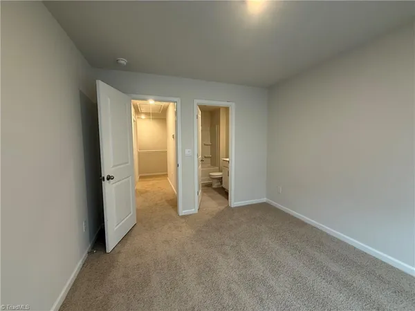 $2,295 | 1475 Amberview Lane, Kernersville, NC 27284