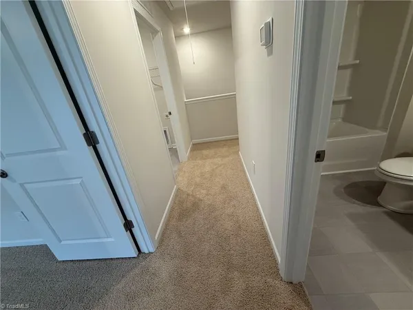 $2,295 | 1475 Amberview Lane, Kernersville, NC 27284