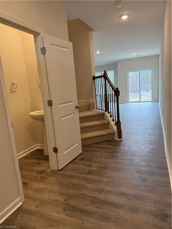 $2,295 | 1475 Amberview Lane, Kernersville, NC 27284