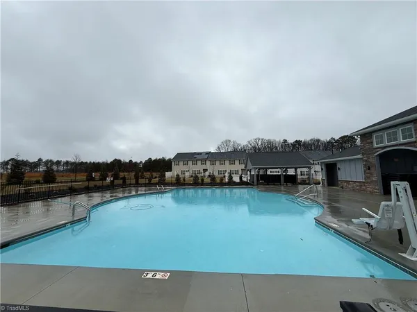 $2,295 | 1475 Amberview Lane, Kernersville, NC 27284