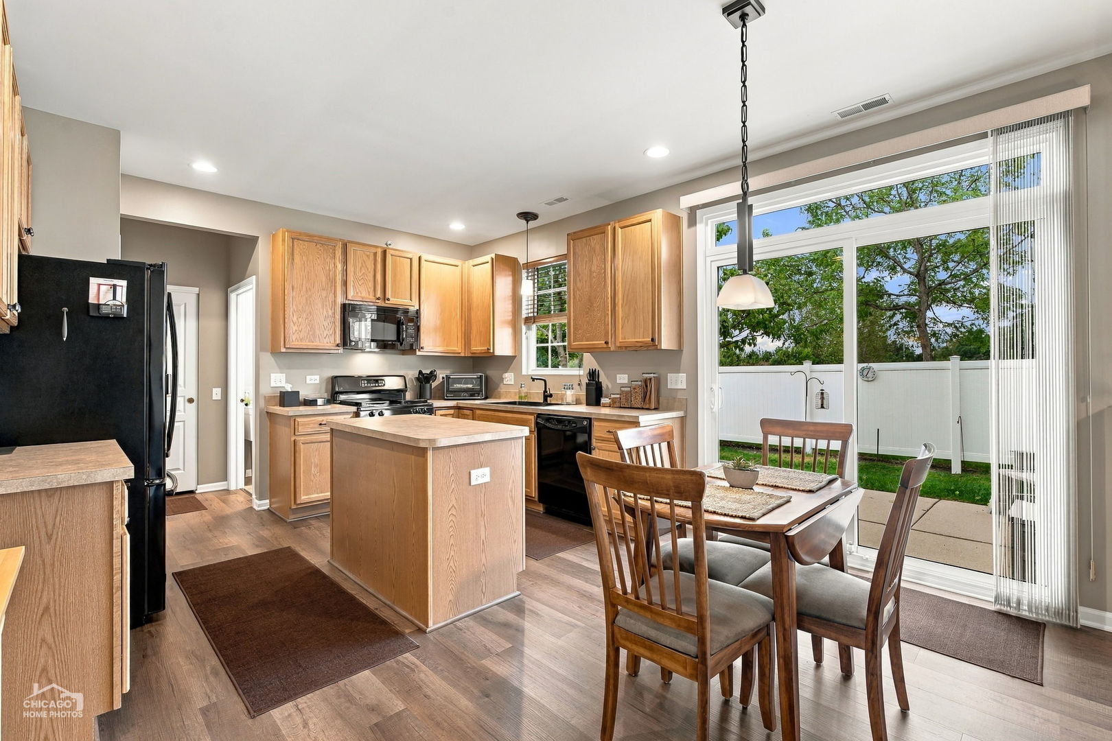 13607 Hemlock Road Huntley, IL 60142 - Photo 6 of 36 Gallery Image 6