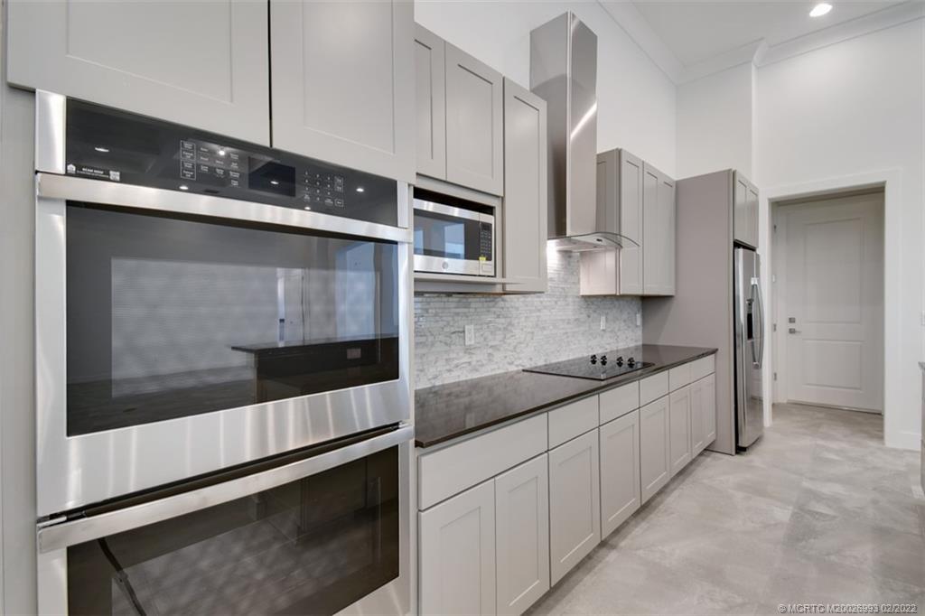 2171 Southwest Oasis Terrace Stuart, FL 34997 - Photo 25 of 86 Gallery Image 25