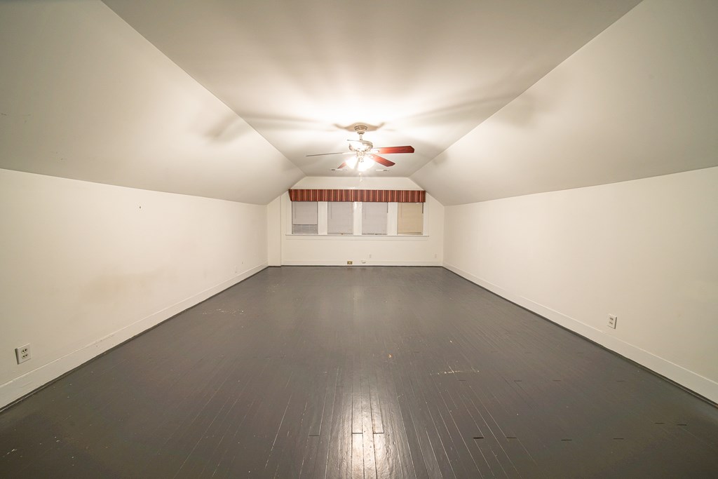 2010 Cherokee Avenue Columbus, GA 31906 - Photo 49 of 54 a view of empty room with windows