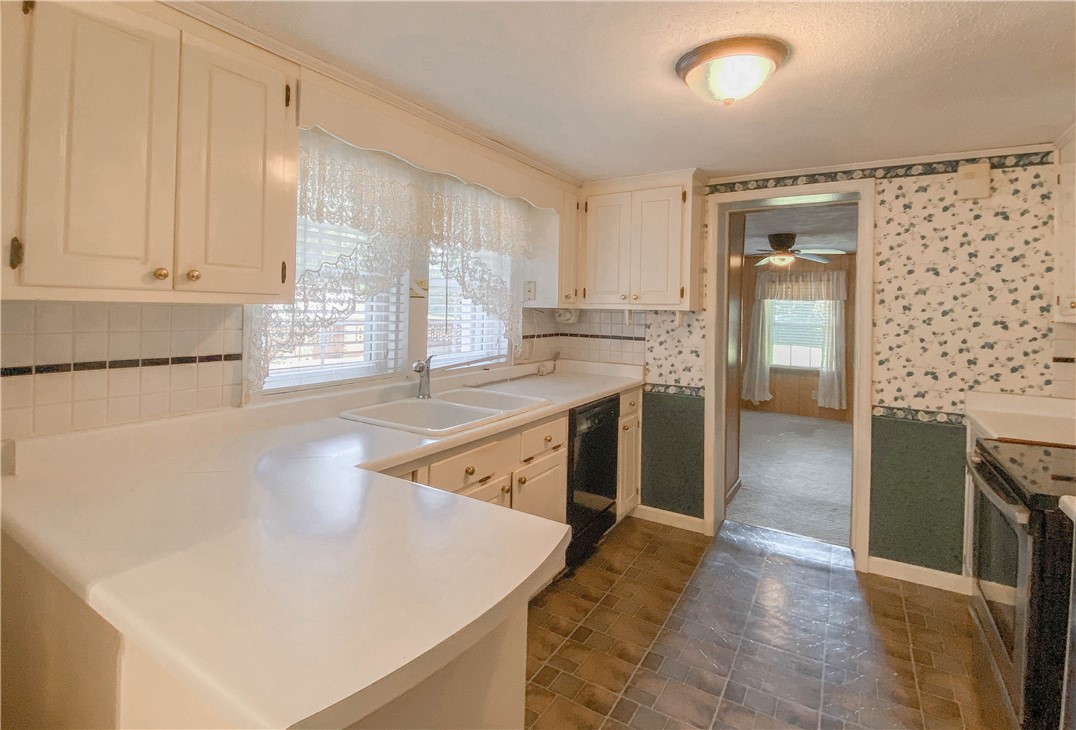 235 Crooks Road Seneca, SC 29678 - Photo 18 of 49 Gallery Image 18