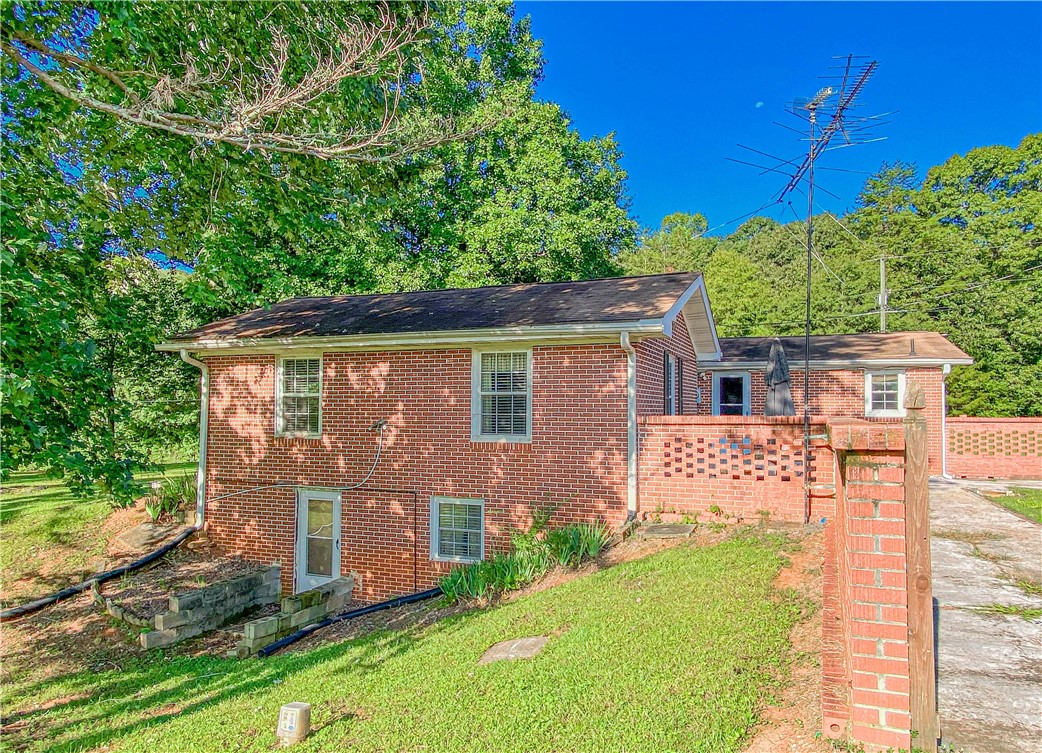 235 Crooks Road Seneca, SC 29678 - Photo 44 of 49 Gallery Image 44